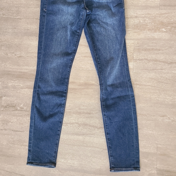 Good American Good Legs Blue Jeans - Picture 4 of 16